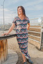 Load image into Gallery viewer, Aztec Print Maxi Dress