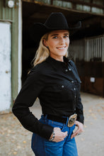 Load image into Gallery viewer, Wrangler Women's Black Long Sleeve Solid Shirt