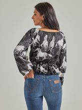 Load image into Gallery viewer, WOMEN'S WRANGLER RETRO® STAMPEDE PEPLUM BLOUSE