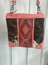 Load image into Gallery viewer, Tonga Ridge Small & Crossbody Bag in Salmon