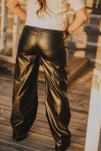 Load image into Gallery viewer, The "RaeLynn" Wide Leg Leather Pants