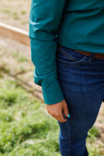 Load image into Gallery viewer, Dark Jade Waterproof Pullover Button Up Lightweight Stretch
