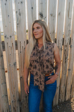 Load image into Gallery viewer, Bucking Horses Print Tie Front Woven Top
