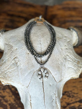 Load image into Gallery viewer, Short 3-strand Necklace W Squash Blossom Pendant
