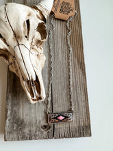 Load image into Gallery viewer, Western Aztec Pendant Necklace (2 Colours)

