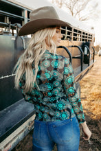 Load image into Gallery viewer, The Concho Queen Mesh Top
