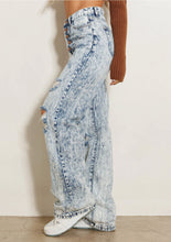 Load image into Gallery viewer, High Rise Denim Babe Acid Wash
