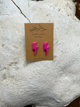 Load image into Gallery viewer, Boho Western Pink Textured Lightning Bolt Stud Earrings
