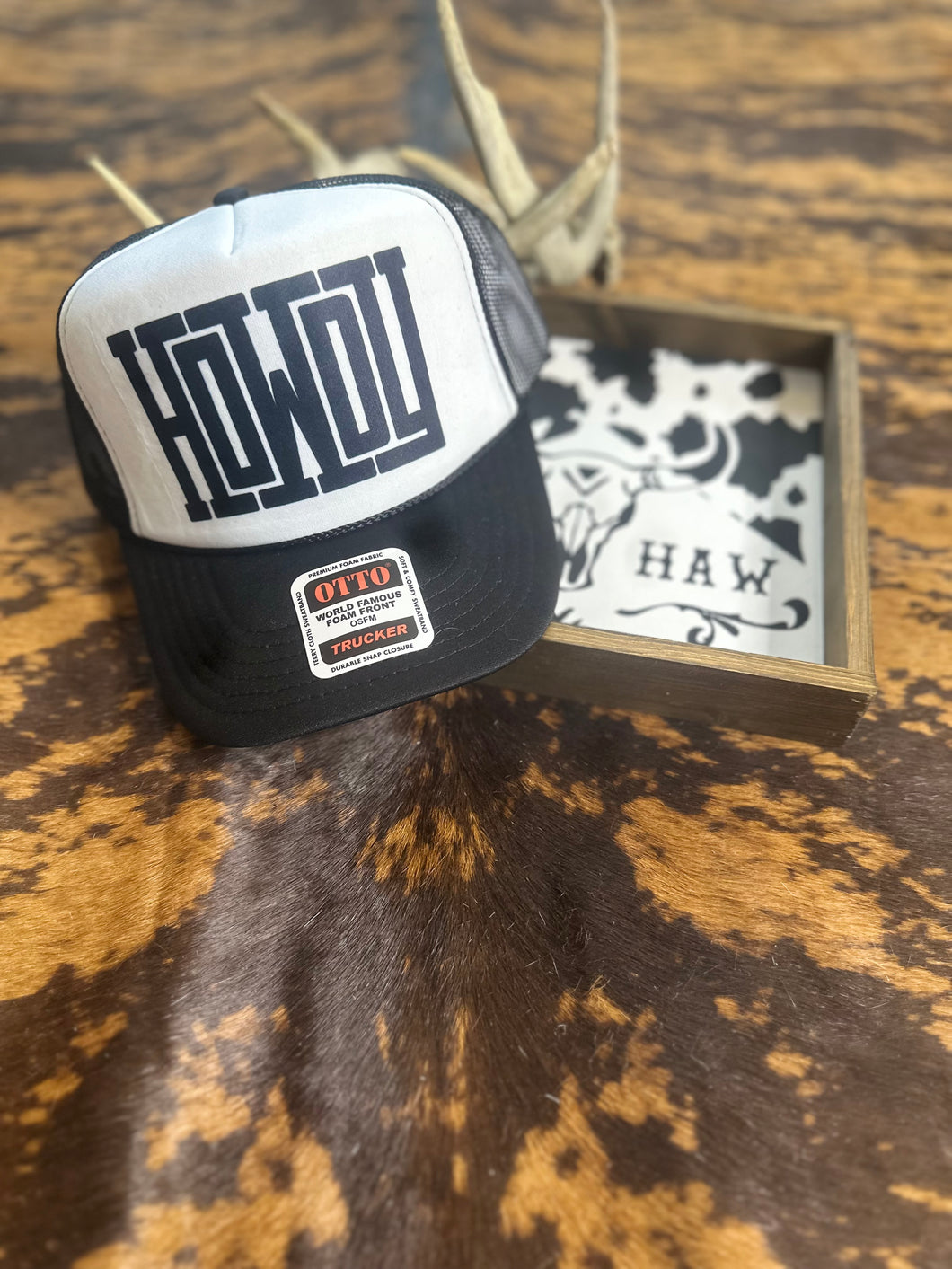 Howdy Western Trucker Hat