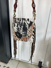 Load image into Gallery viewer, Culver Draw Fringed Concealed-carry Bag
