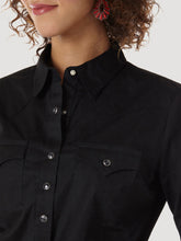 Load image into Gallery viewer, Wrangler Women&#39;s Black Long Sleeve Solid Shirt

