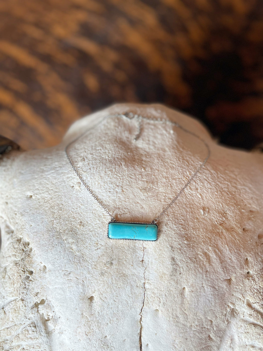 The Simple Bar Necklace