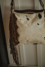Load image into Gallery viewer, Folksy Hand-Tooled Bag
