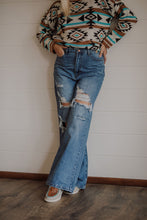Load image into Gallery viewer, The &quot;Jessie&quot; Jeans
